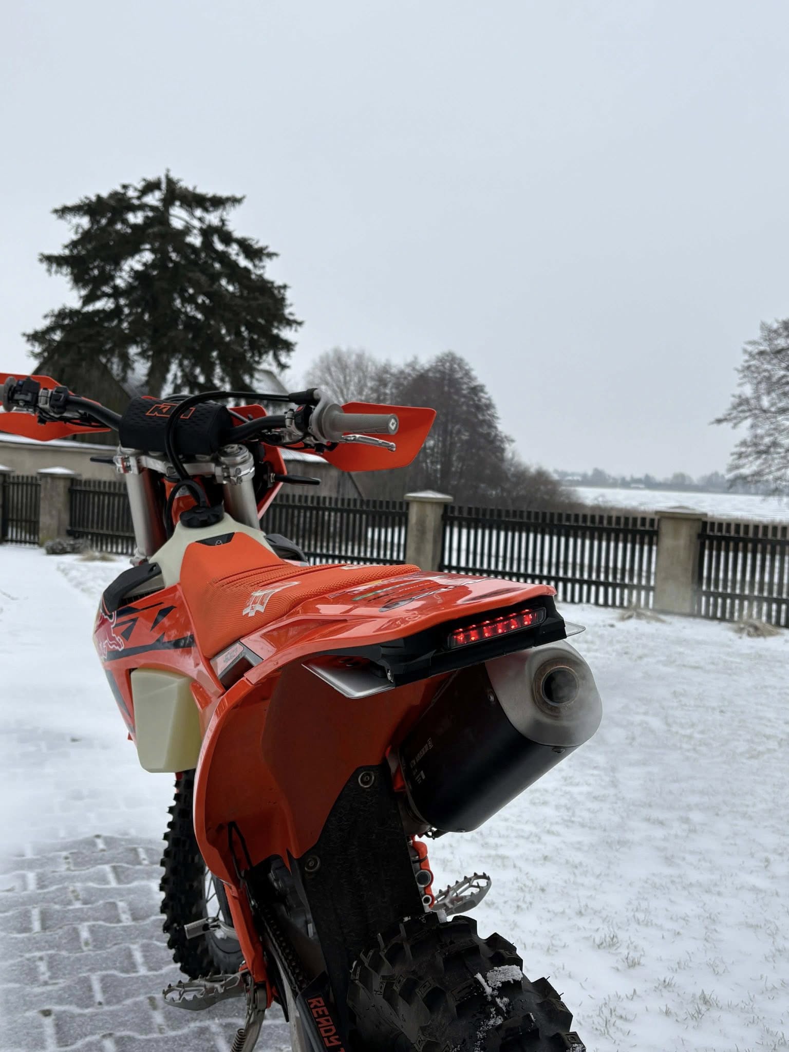 KTM EXC 24-26 CHOWANE MOCOWANIE TABLICY REJESTRACYJNEJ